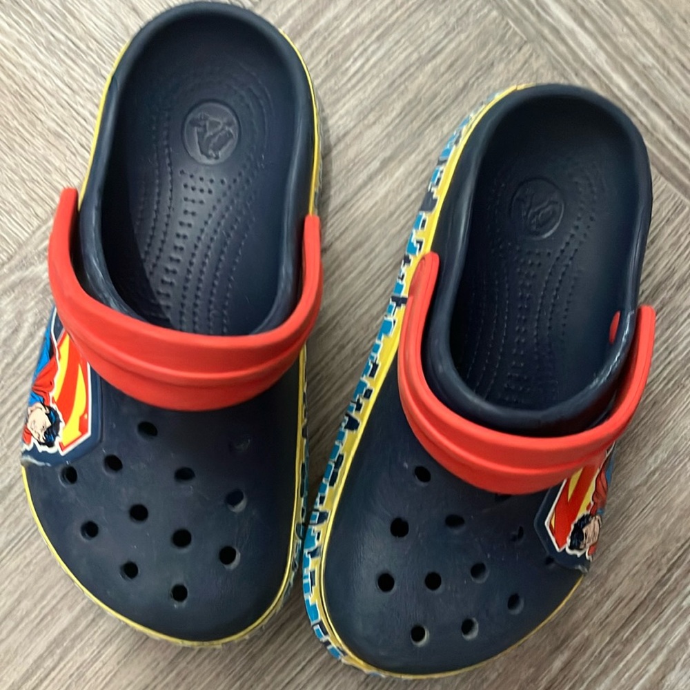 Superman crocs